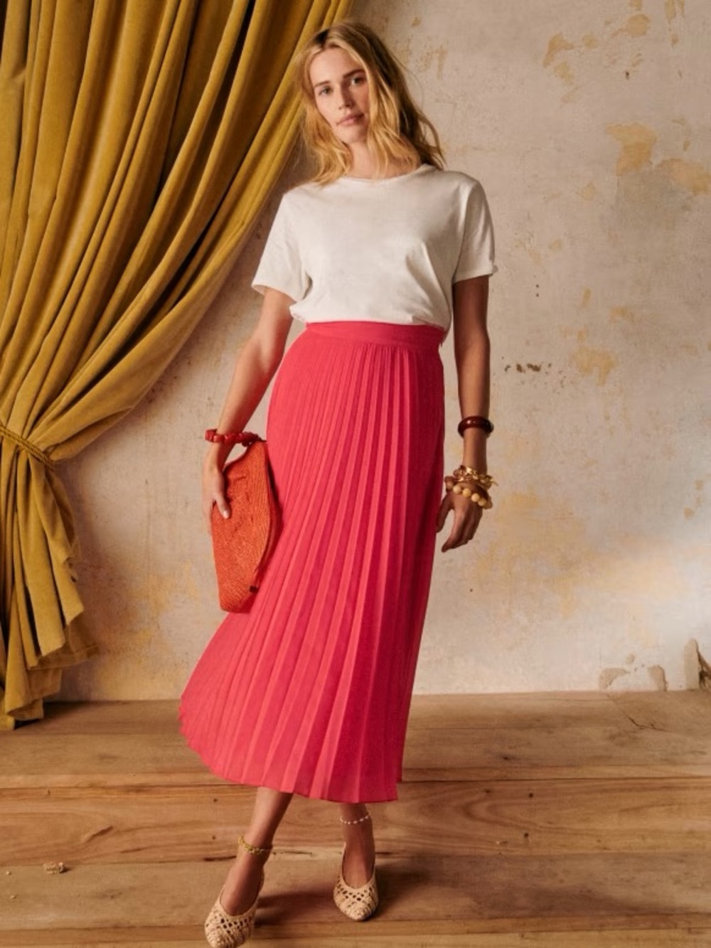Sezane Dune Pleated Midi Skirt in Coral Size FR34/US2